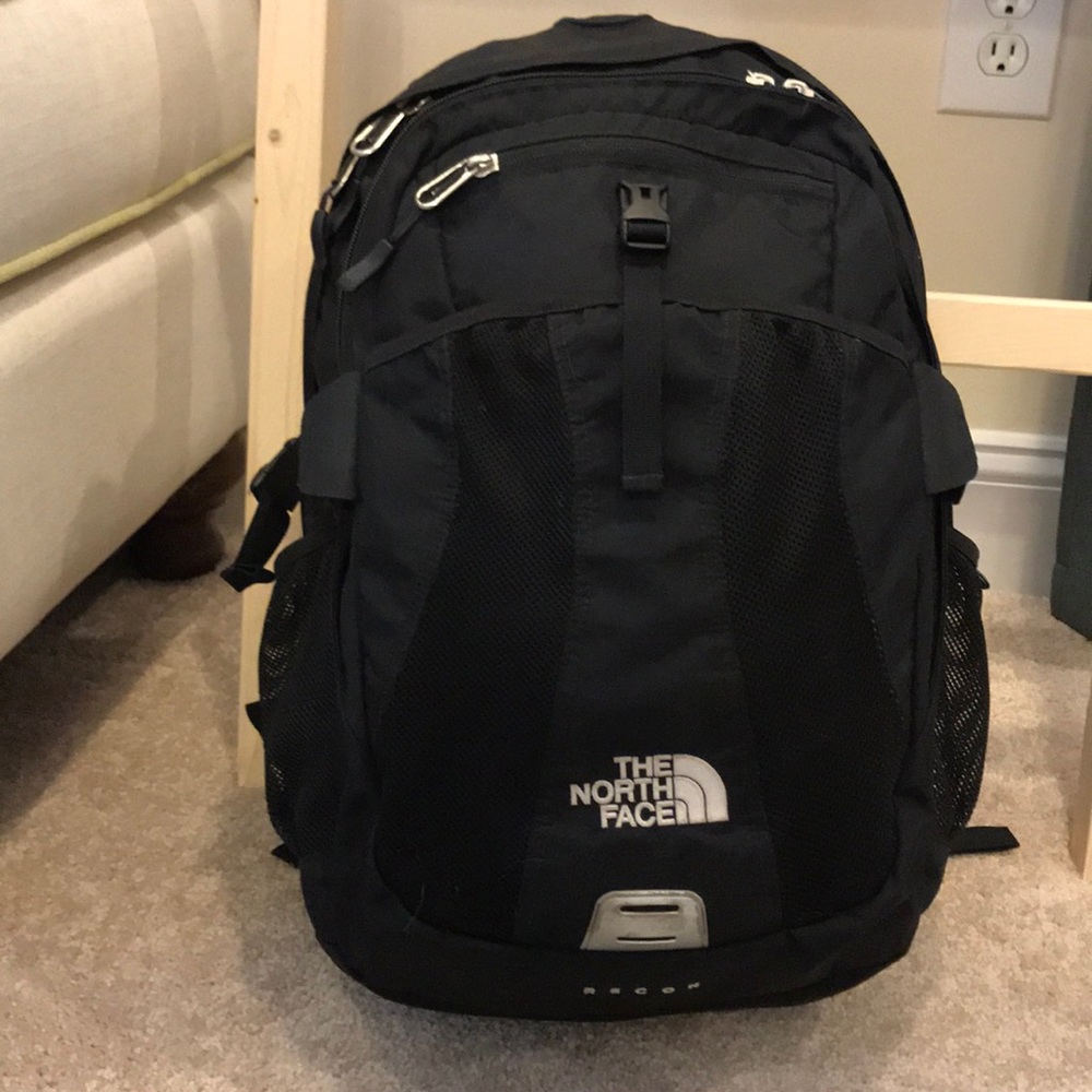 North Face Women’s Recon Backpack
